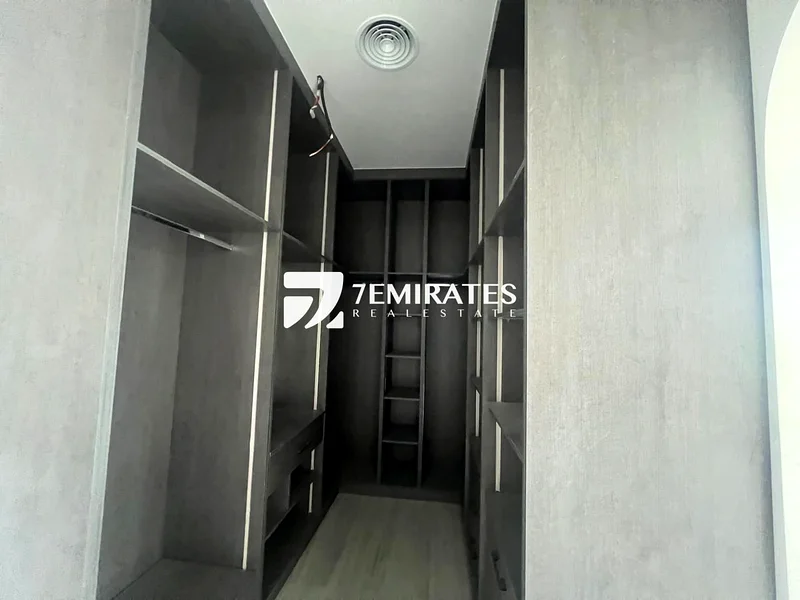 857b92b7c33543abadd22589e0ab598c-